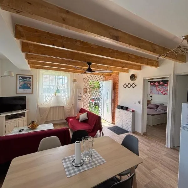 Modern 3-star villa, 3 bedrooms, private parking，位于塞特港的酒店