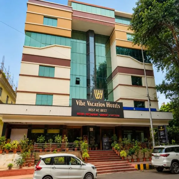 Vibe Vacation Hotel,Visakhapatnam - Stay in the Heart of the City，位于维沙卡帕特南的酒店