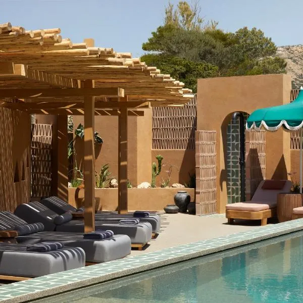 ADĀMA - A Signature Collection by Zálo Spaces - Adults Only,位于马塔拉的酒店