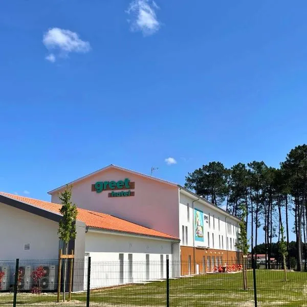 greet hotel Castets Coeur des Landes，位于卡斯泰的酒店