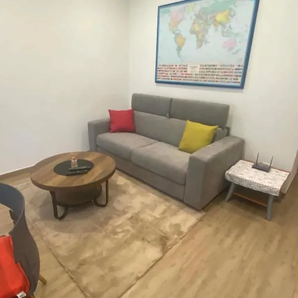 Lo chalet sul lago，位于伊斯普拉的酒店