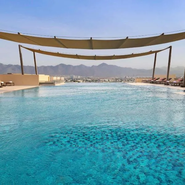 Mövenpick Hotel & Apartments Ghala Muscat，位于马斯喀特的酒店
