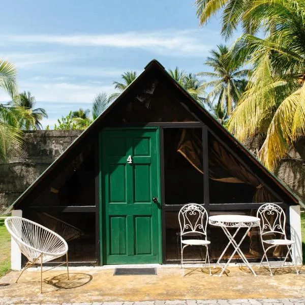 Hotel Los Olivos La Playa，位于Escuintla的酒店