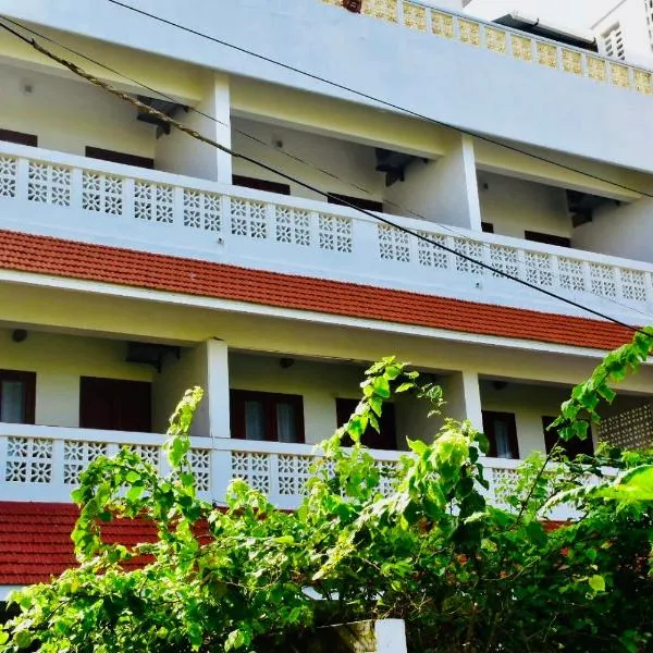Buddha Beach Hotel，位于可瓦兰的酒店