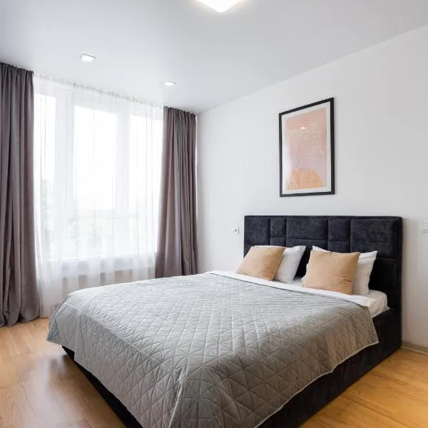 Nyvky Like Home - Studio - apt 35，位于基辅的酒店