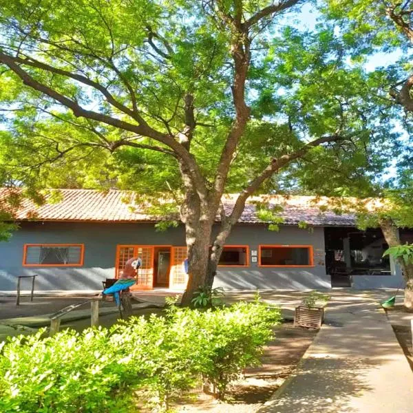 Pousada & Camping Santa Clara,位于Santa Helena的酒店