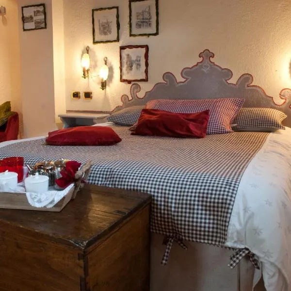 Hotel PIAN DEL SOLE Claviere，位于克拉维埃的酒店