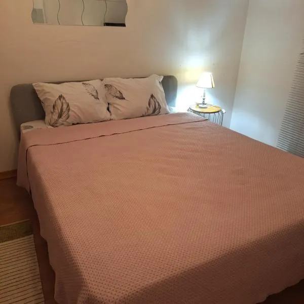 House Heart，位于阿莫拉的酒店