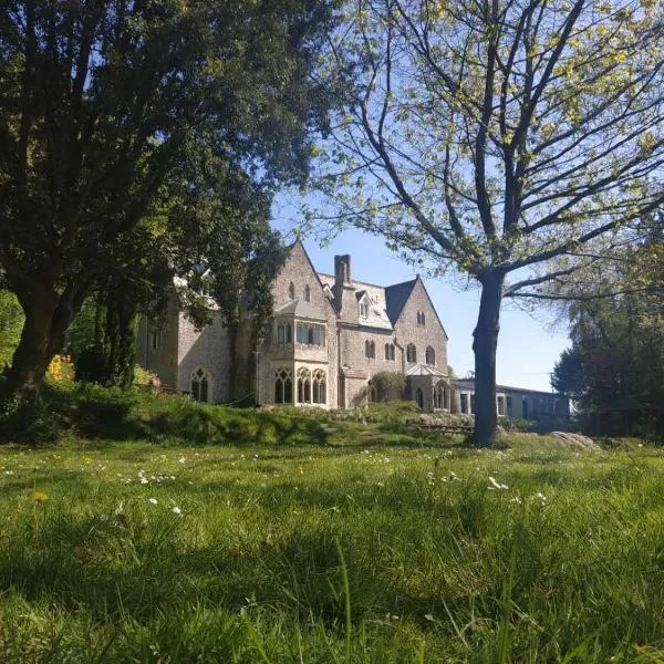 Monkton Wyld Court，位于Blackpool Corner的酒店