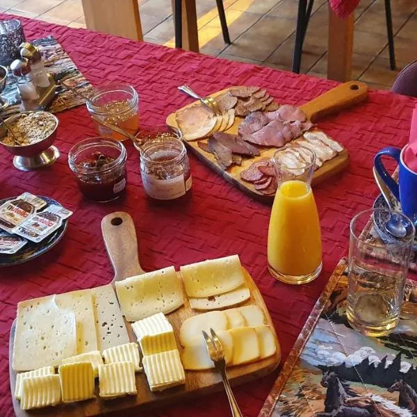 Pension Malu die hundefreundliche Pension mit Frühstück ab 6 Uhr，位于Todenbüttel的酒店