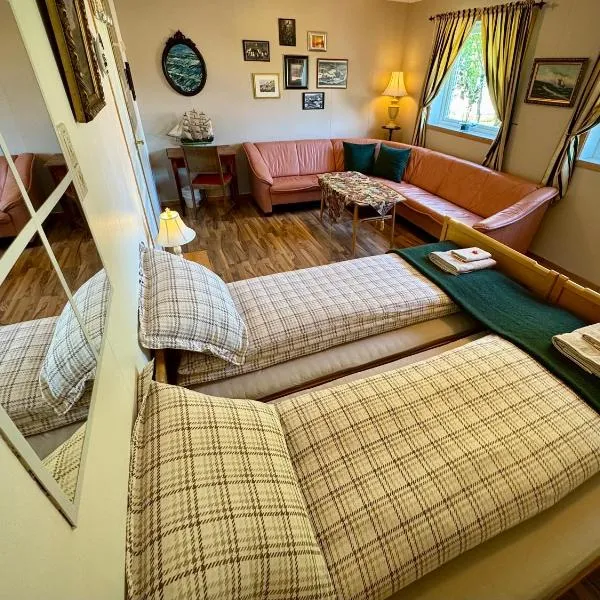 Lofoten Light - Private Rooms with Shared Facilities，位于Gravdal的酒店