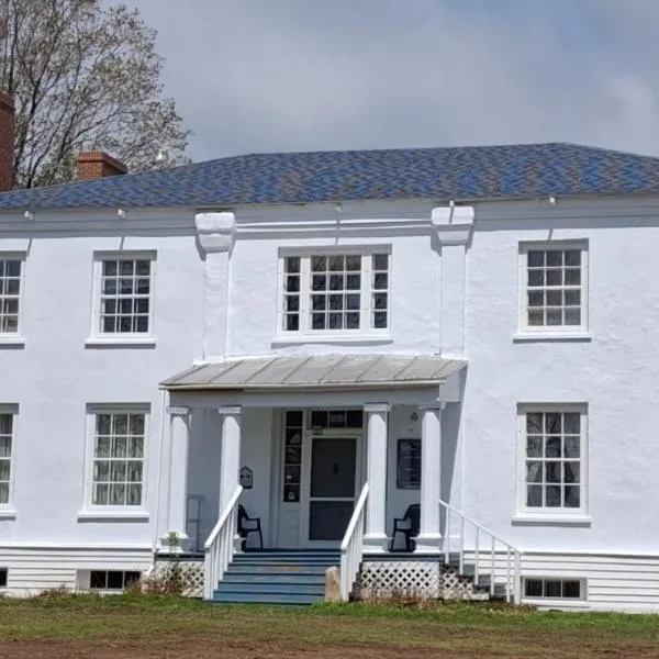 Manoir Hamilton，位于New Carlisle的酒店