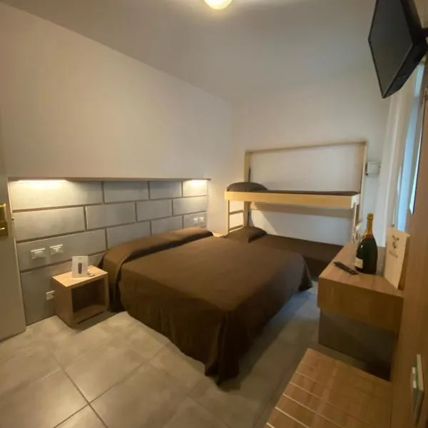 CASA MAJOR Hotel & Appartamenti CERVIA，位于切尔维亚的酒店