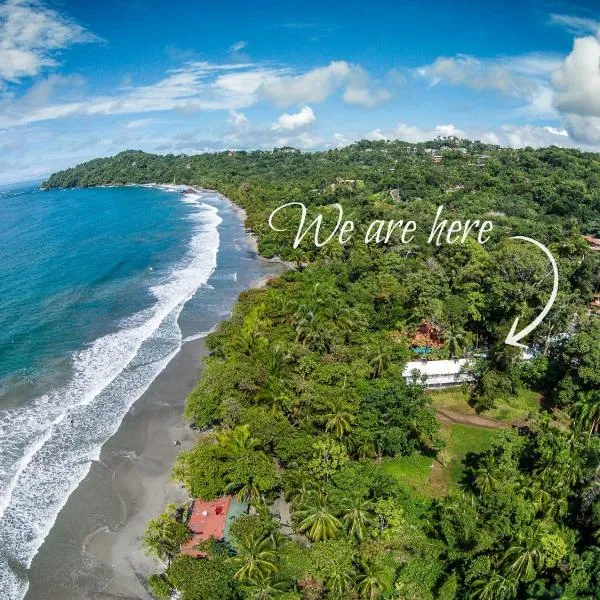 Oceanfront Hotel Verde Mar direct access to the beach，位于曼努埃尔安东尼奥的酒店