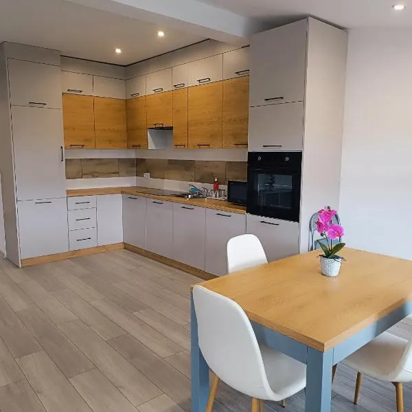 Apartamenty, Noclegi, Pokoje u Tomka III，位于Sufczyn的酒店