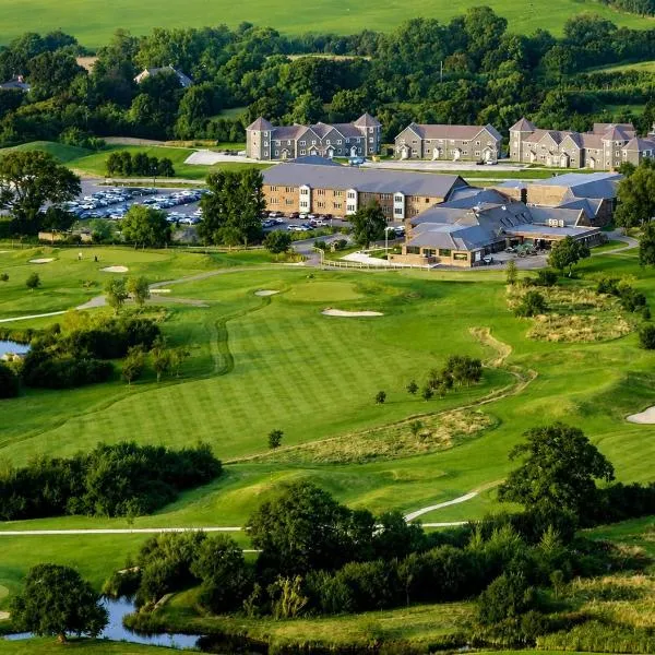 The Wiltshire Hotel, Golf and Leisure Resort，位于史云顿的酒店