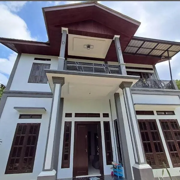 Raja Ampat Sandy Guest House，位于Saonek的酒店