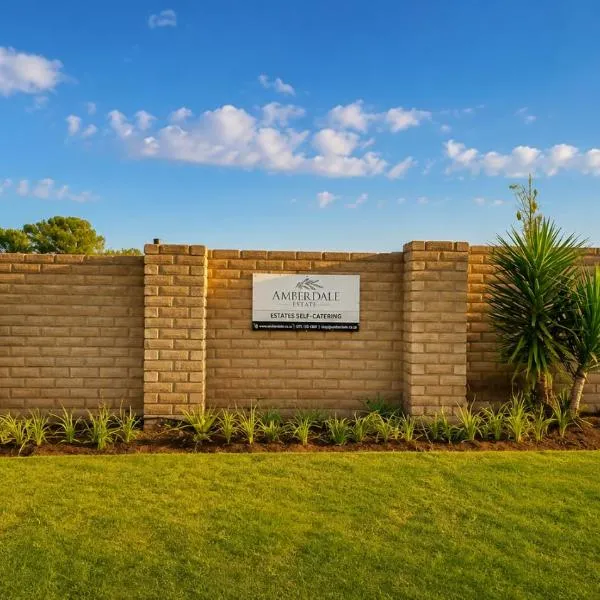 Amberdale Estate Self Catering，位于昆斯敦的酒店