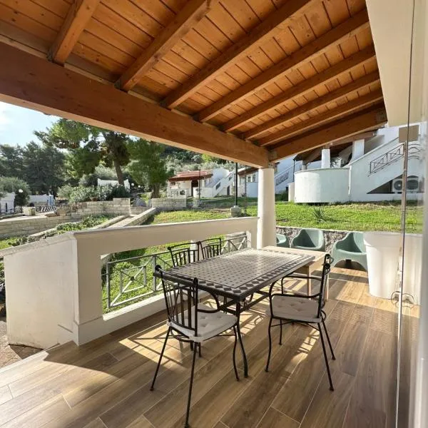 Villetta Roberto Le Macine di Charme - Pugnochiuso Resort，位于维耶斯泰的酒店