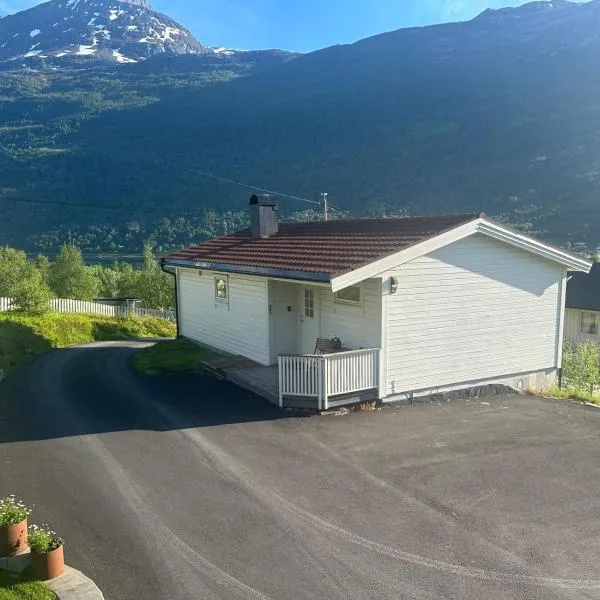 Koselig hus i Beisfjord，位于纳尔维克的酒店