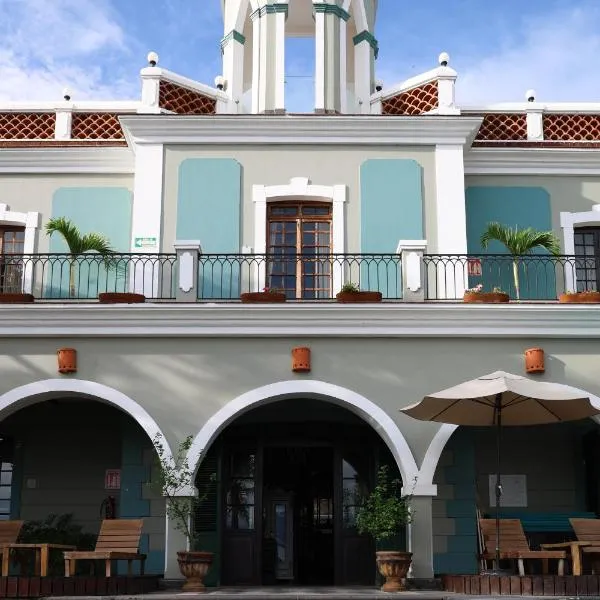Hotel Villa 1927，位于查帕拉的酒店