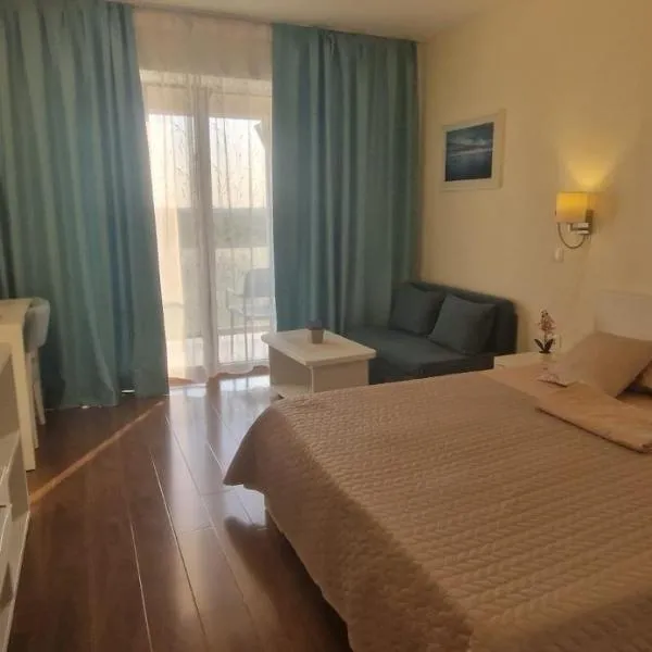 Adela Sunset View by Blaxy Resort，位于奥林普的酒店