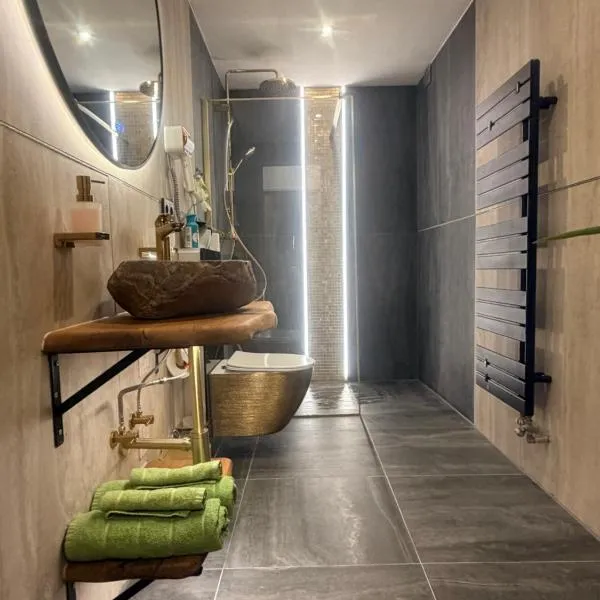 Emerald Alpine Apartment Seefeld，位于蒂罗尔-泽费尔德的酒店