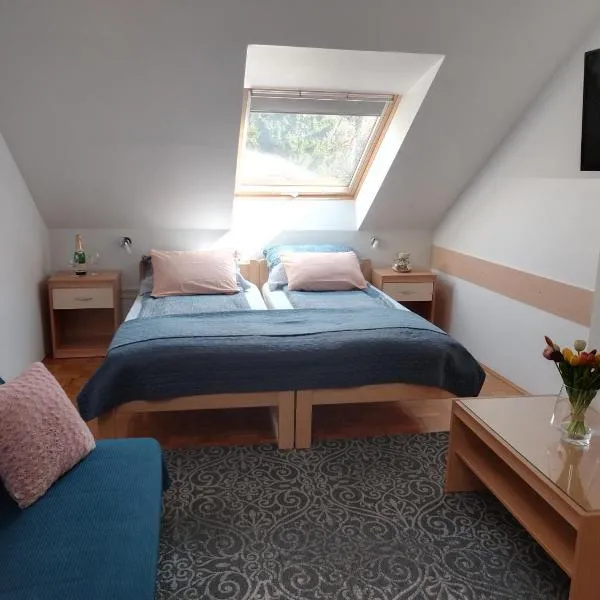 Apartment Stella，位于多莱尼斯凯托普利采的酒店
