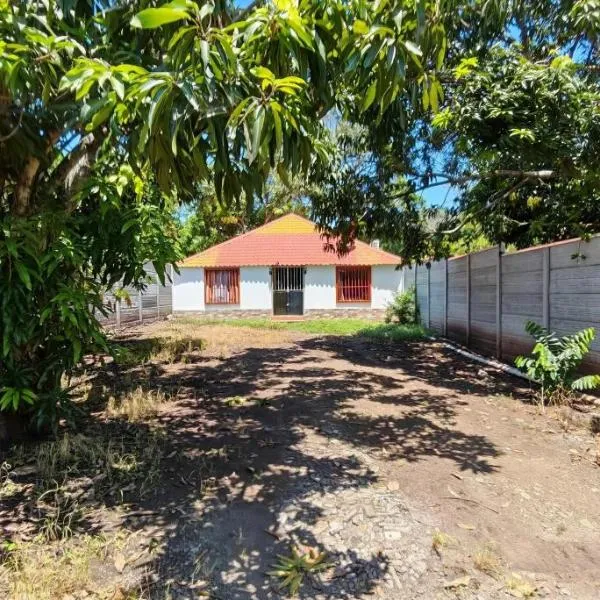Rancho Amigos Columbias Caldera，位于Esparza的酒店