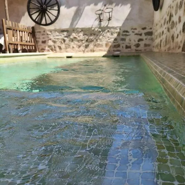 Casa Rural Abuelo Pedro，位于Cuerva的酒店