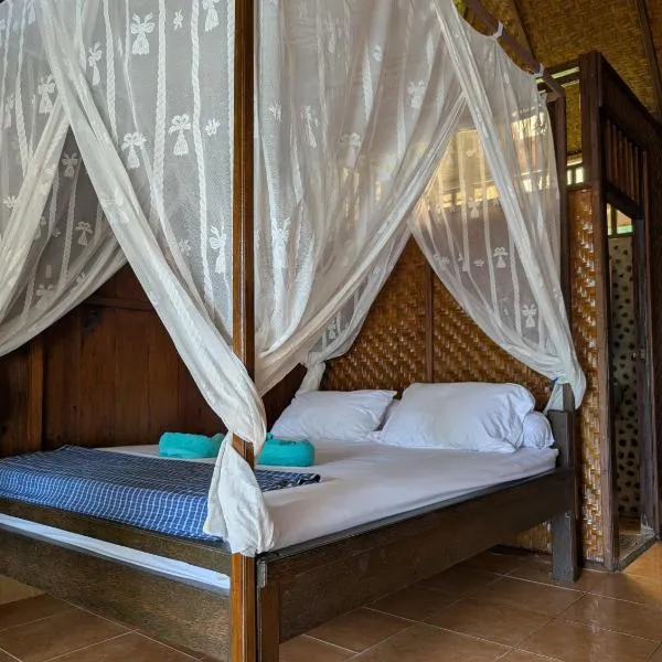 Fadhila Cottages Togean Dive Resort,位于Katupa的酒店