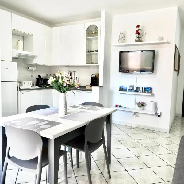 BelHome Apartment，位于雷焦卡拉布里亚的酒店