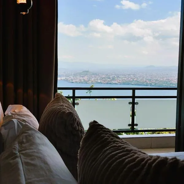 RUBONA HILL Lodge，位于吉塞尼的酒店