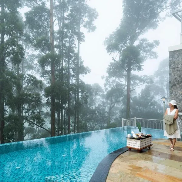 1924 Clock House Munnar Five Star Luxury Resort in Munnar，位于蒙纳的酒店