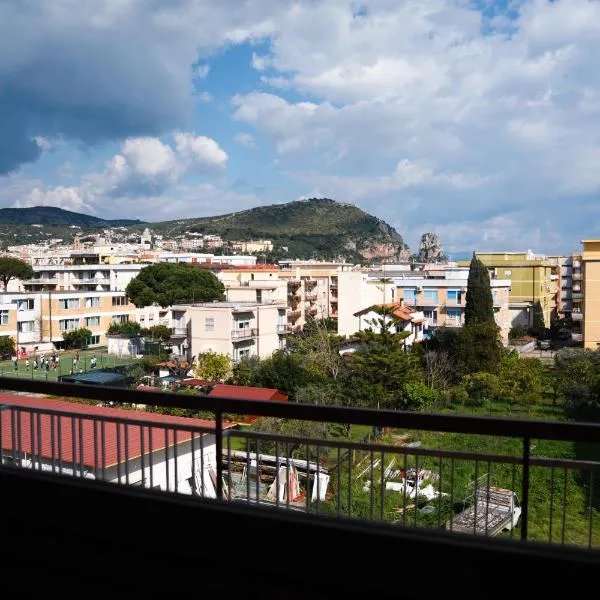 Casa Gordon Riviera，位于泰拉奇纳的酒店