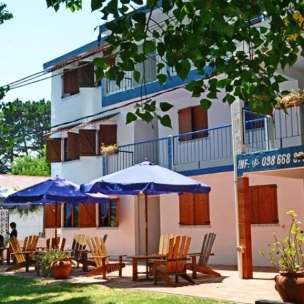 牡蛎公寓酒店，位于萨利纳斯的酒店