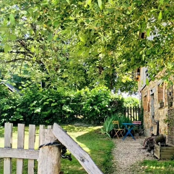 Limousin, Saint Vitte sur Briance Vacances au Mazet de Nova,位于Martageix的酒店