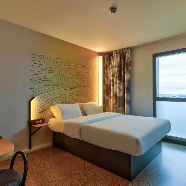 B&B HOTEL Dijon Valmy Toison d'or，位于第戎的酒店