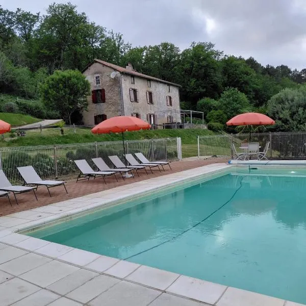 B&B Angueur,位于Montrem的酒店