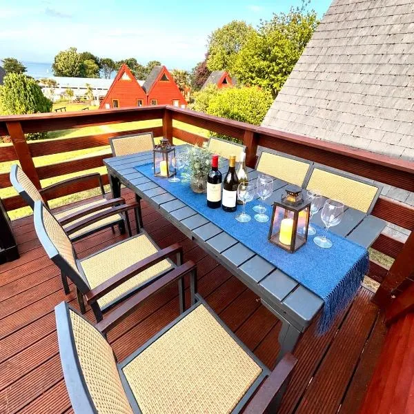 Chalet 104 with pool - Kingsdown Holiday Park，位于Kingsdown的酒店