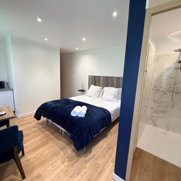 Aux Charmes - Suites spacieuses Cote d'Opale avec frigo & micro-ondes，位于Isques的酒店