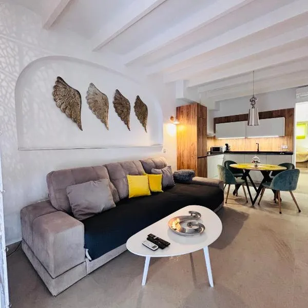 Portichuelo Majuelo Oliva，位于阿尔姆尼卡的酒店