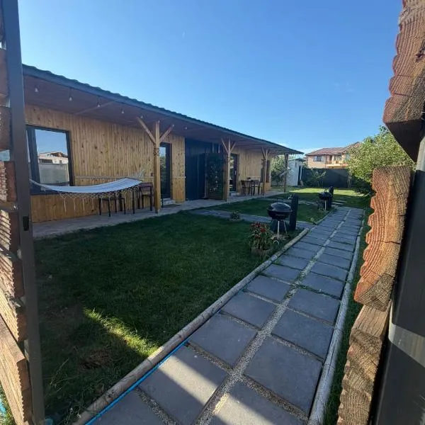 MR Tiny House - Private Parking，位于Roşu的酒店