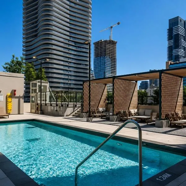 Regis Suites - Downtown Toronto，位于多伦多的酒店