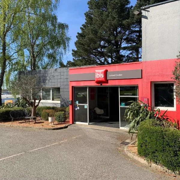 宜必思卢尔中央酒店，位于科当的酒店