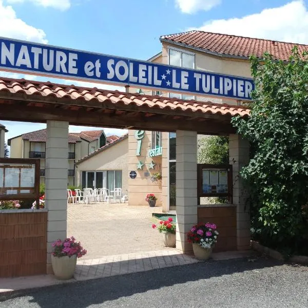 Hôtel Le Tulipier，位于Bournazel的酒店