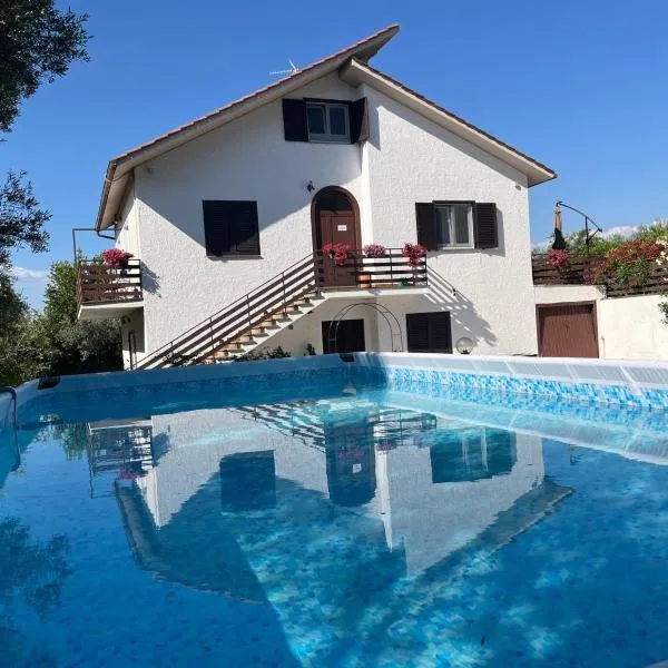 VILLABIANCA B&B Vicino Tuscia Terme，位于维泰博的酒店