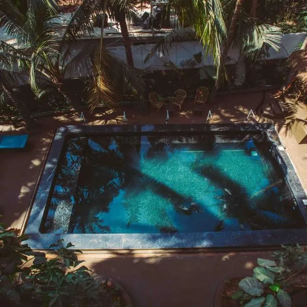 Alpa Viram Retreat Goa，位于曼德姆的酒店