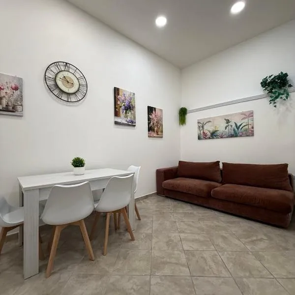 Da Silvi Apartment，位于泰拉奇纳的酒店