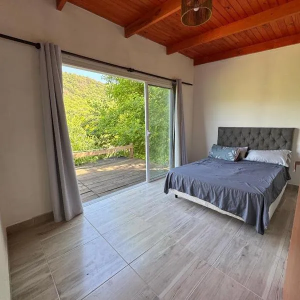 Complejo La Cascada San Javier，位于圣哈维耶尔的酒店